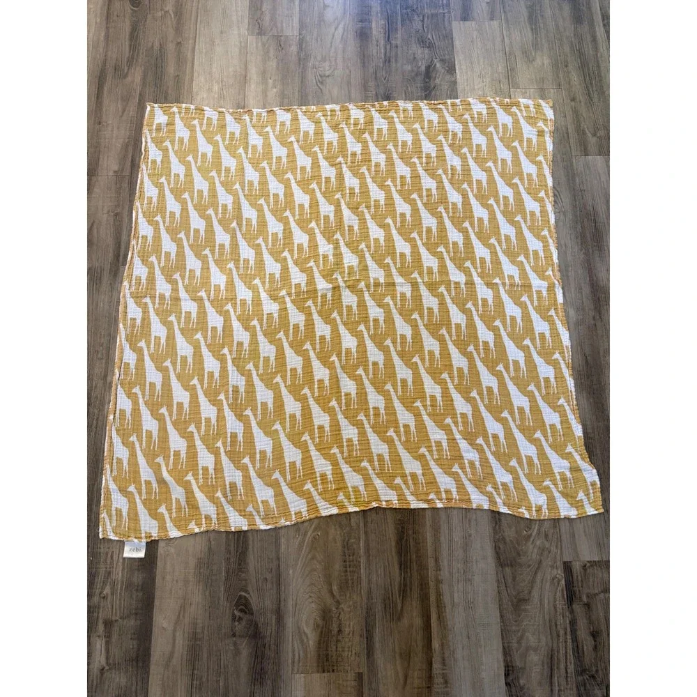 Zebi Baby Organic Cotton Muslin Swaddle Blanket Yellow Giraffe Print 44x44